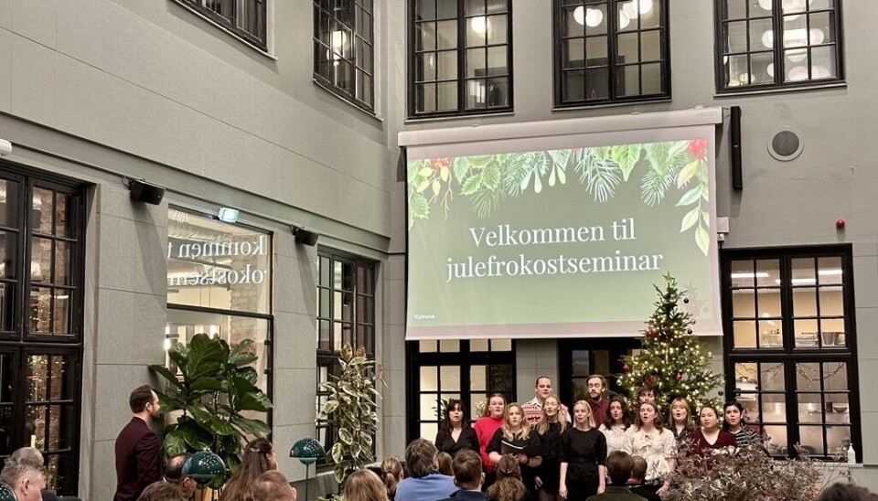 Epinovas Christmas seminar with choral singing in NOVA House Oslo. Epinova julefrokostseminar