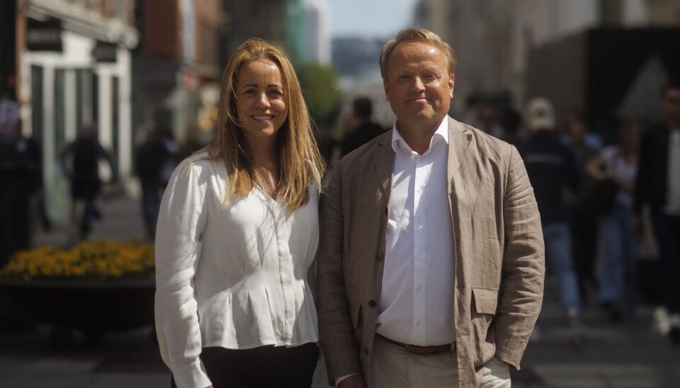 Fra venstre: Trine Røssel Ødegaard, Country Manager i NOVA Norge og Trygve Solem, administrerende direktør i Experis.